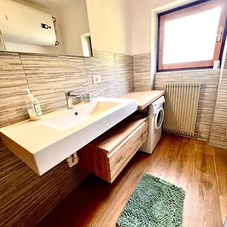 Ambata - Fronte Piste Da Sci * Auronzo di Cadore